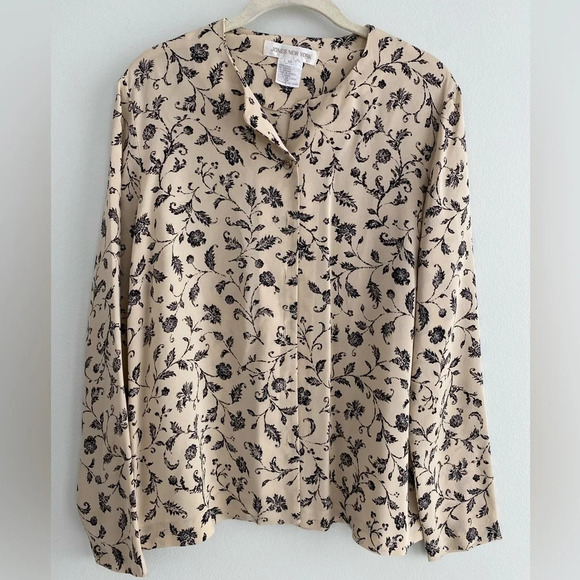JONES New  York 100% Silk Floral Tan Blouse Size 12 - Picture 1 of 16
